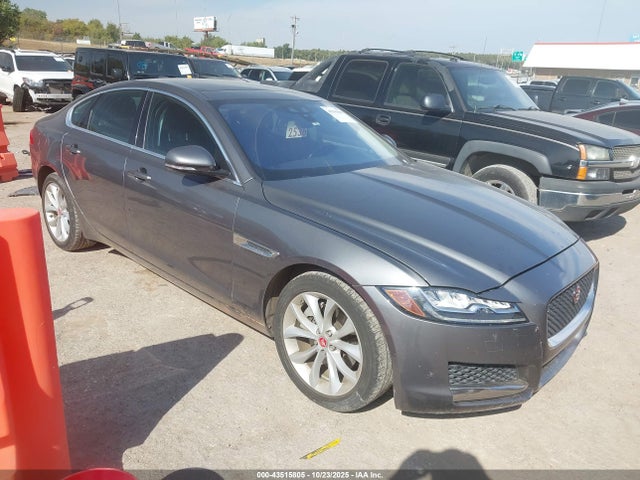 2018 JAGUAR XF SAJBD4FX5JCY64648