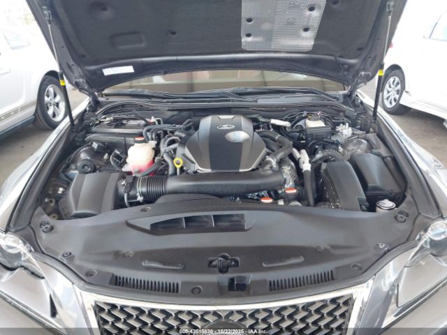 2016 LEXUS IS 200T JTHBA1D20G5014550 Photo 9