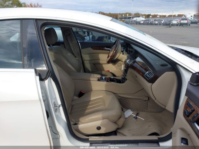 2012 MERCEDES-BENZ CLS 550 WDDLJ9BB9CA033032 Photo 4