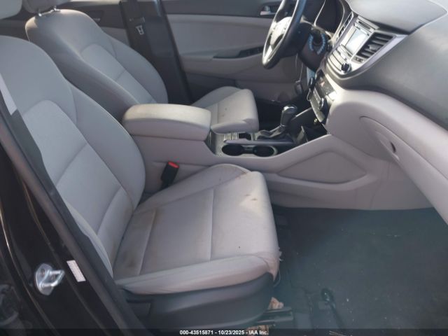 2017 HYUNDAI TUCSON KM8J33A22HU501503 Photo 4