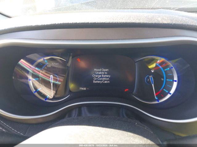 2022 CHRYSLER PACIFICA HYBRID 2C4RC1L7XNR120947 Photo 6