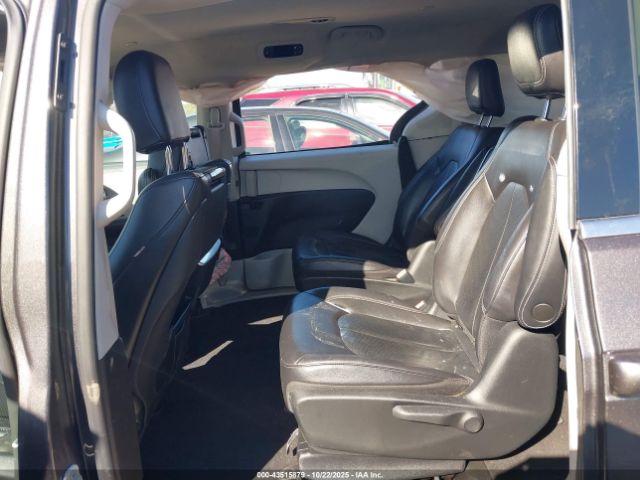 2022 CHRYSLER PACIFICA HYBRID 2C4RC1L7XNR120947 Photo 7