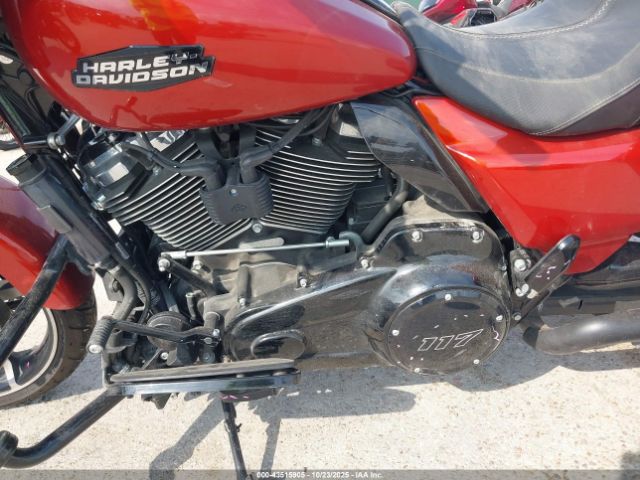 2024 HARLEY-DAVIDSON FLHX 1HD1KB713RB643564 Photo 8