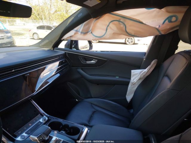 2021 AUDI Q7 WA1LXAF75MD024452 Photo 4