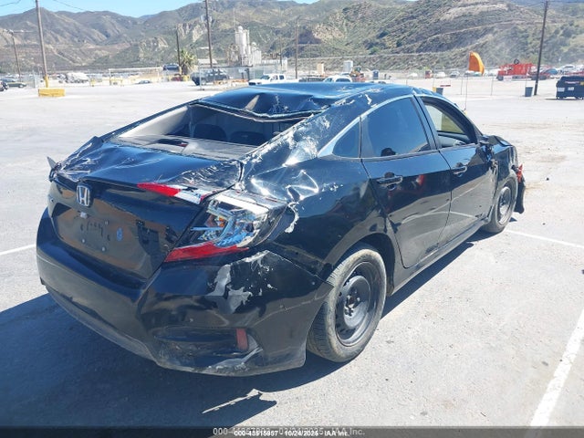 Honda Civic Lx 2018 2HGFC2F59JH558346 Image 4