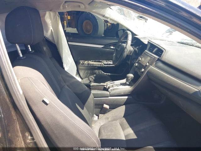 Honda Civic Lx 2018 2HGFC2F59JH558346 Image 5
