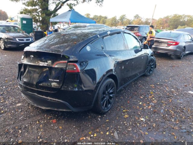 2023 TESLA MODEL Y 7SAYGAEE1PF914992 Photo 3