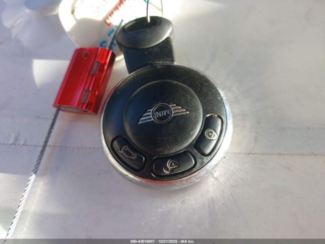 2011 MINI COOPER COUNTRYMAN WMWZB3C5XBWM01031 Photo 10