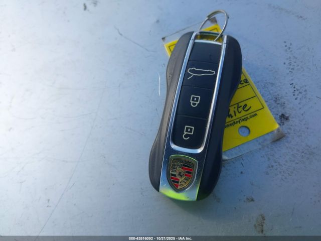 2020 PORSCHE PANAMERA WP0AB2A76LL140482 Photo 10
