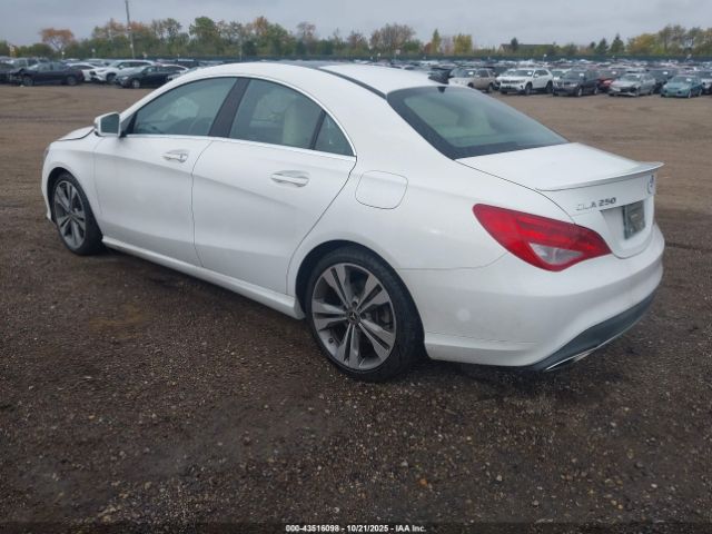 2018 MERCEDES-BENZ CLA 250 WDDSJ4GB5JN687314 Photo 2