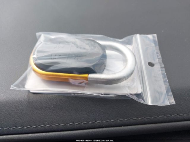 2022 RIVIAN R1T 7FCTGAAA1NN015309 Photo 10