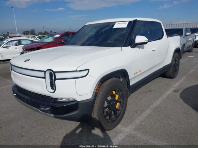 2022 RIVIAN R1T 7FCTGAAA1NN015309 Photo 1