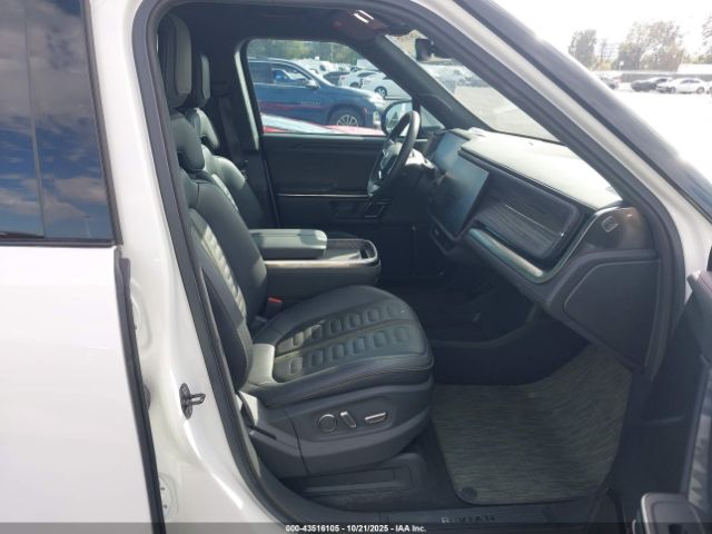 2022 RIVIAN R1T 7FCTGAAA1NN015309 Photo 4