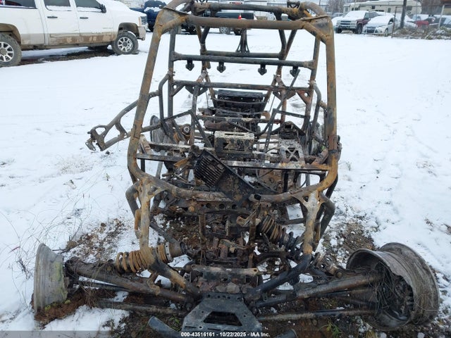 2019 POLARIS RZR 3NSVEE922KF782670 Photo 4