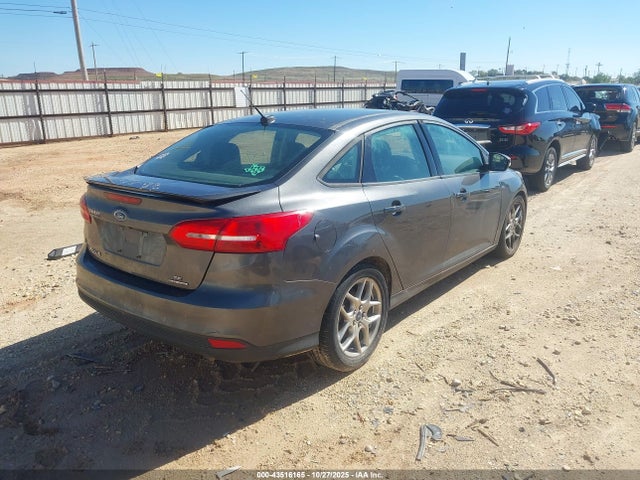 Ford FOCUS SE 2015 1FADP3F26FL220750 Image 21