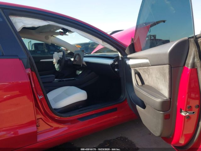 2021 TESLA MODEL 3 5YJ3E1EA1MF978147 Photo 4