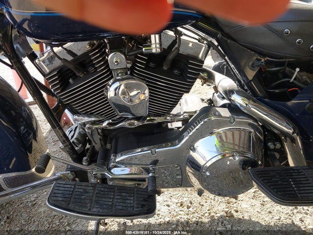 2004 HARLEY-DAVIDSON FLHRI 1HD1FWW3X4Y739583 Photo 8