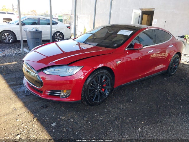 2014 TESLA MODEL S 5YJSA1H14EFP60398 Photo 1