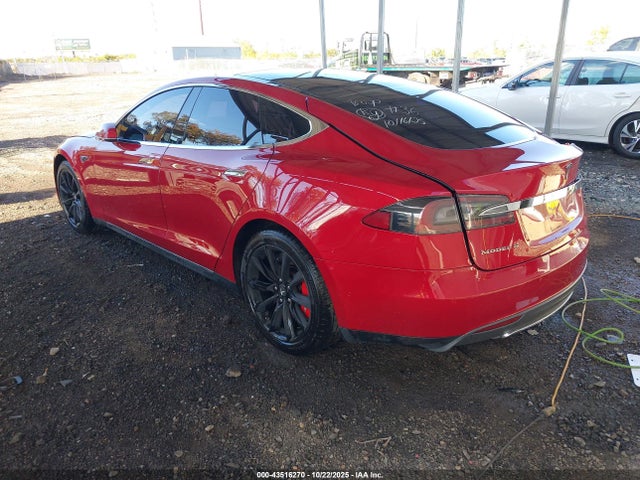 2014 TESLA MODEL S 5YJSA1H14EFP60398 Photo 2