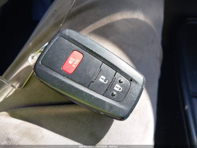 2022 TOYOTA PRIUS JTDKAMFU0N3187477 Photo 10