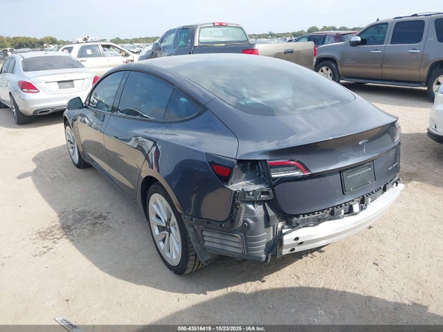 2021 TESLA MODEL 3 5YJ3E1EB0MF062004 Photo 2