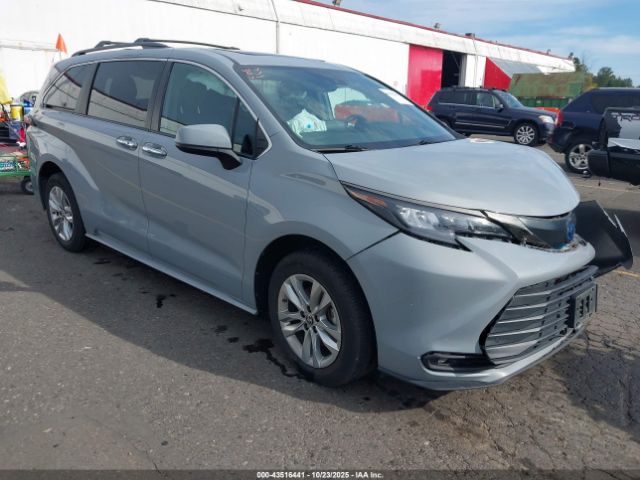 2022 TOYOTA SIENNA 5TDASKFCXNS046208