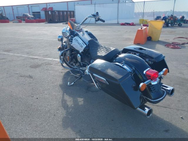 2010 HARLEY-DAVIDSON FLHR 1HD1FB410AB655166 Photo 2