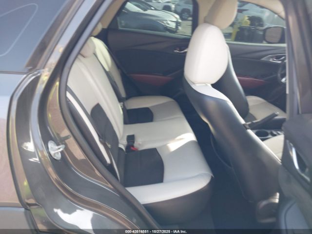 2018 MAZDA CX-3 JM1DKDD75J0300077 Photo 7