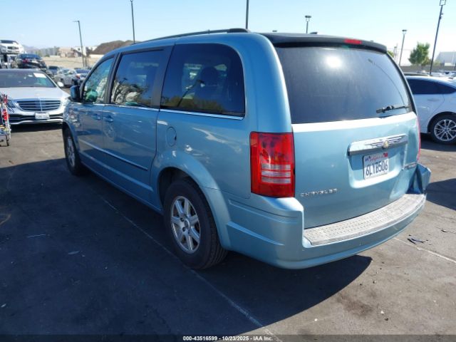 2010 CHRYSLER TOWN & COUNTRY 2A4RR5D19AR306600 Photo 2