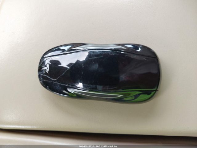 2015 TESLA MODEL S 5YJSA1E27FF111998 Photo 10