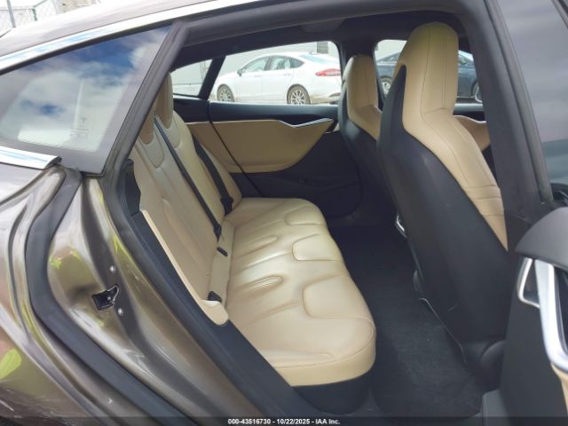 2015 TESLA MODEL S 5YJSA1E27FF111998 Photo 7