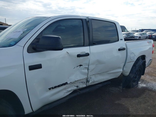 2016 TOYOTA TUNDRA 5TFDW5F18GX560511 Photo 5