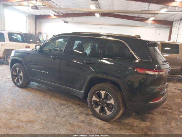 2023 JEEP GRAND CHEROKEE 4XE 1C4RJYB62P8774427 Photo 2