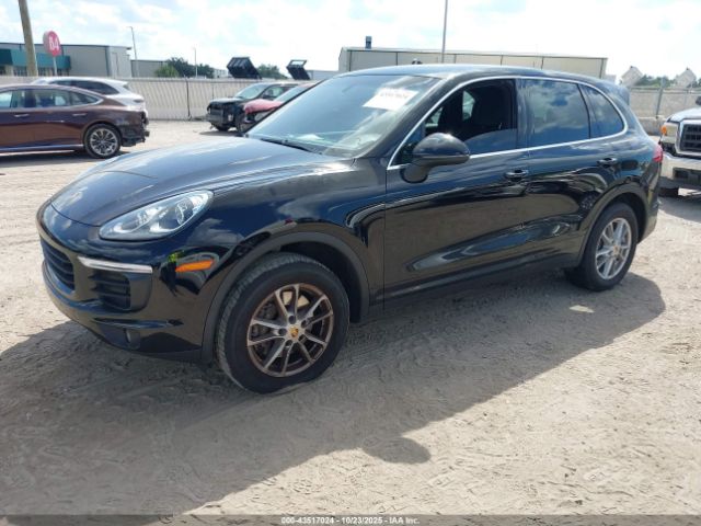 2016 PORSCHE CAYENNE WP1AA2A2XGKA08939 Photo 1