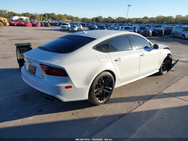 2016 AUDI A7 WAUWGAFC2GN081459 Photo 3