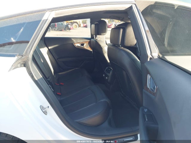 2016 AUDI A7 WAUWGAFC2GN081459 Photo 7