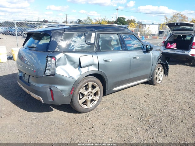 2025 MINI COUNTRYMAN WMZ23GA02S7P49979 Photo 3