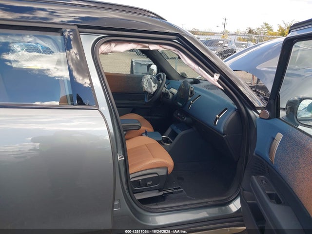 2025 MINI COUNTRYMAN WMZ23GA02S7P49979 Photo 4