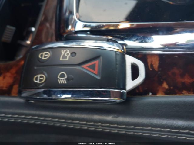 2011 JAGUAR XK SAJWA4FB9BLB42697 Photo 10