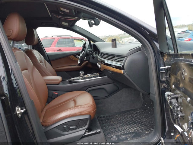 2017 AUDI Q7 WA1LAAF72HD041474 Photo 4