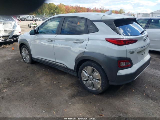 2021 HYUNDAI KONA ELECTRIC KM8K33AG0MU110960 Photo 2