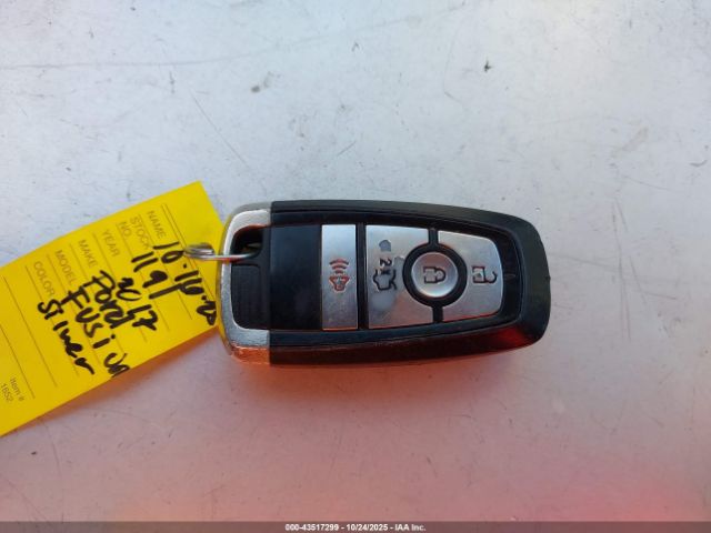 2017 FORD FUSION HYBRID 3FA6P0LUXHR301137 Photo 10