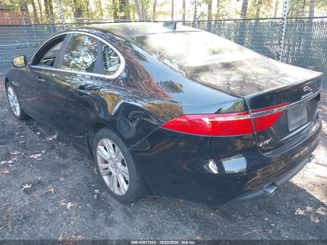 2016 JAGUAR XF SAJBD4BV7GCY07137 Photo 2