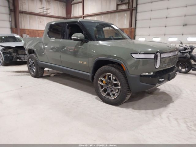 2022 RIVIAN R1T 7FCTGAAL2NN000724