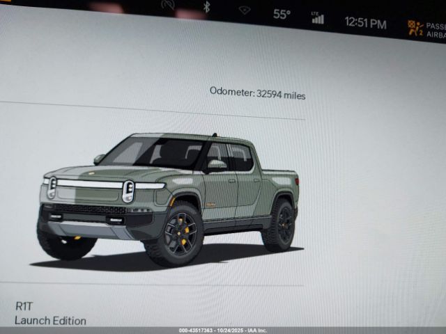 2022 RIVIAN R1T 7FCTGAAL2NN000724 Photo 6