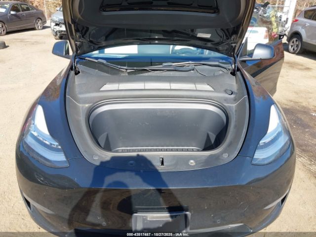 2022 TESLA MODEL Y 7SAYGDEE9NF388304 Photo 9