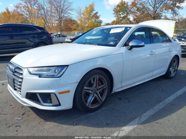 2019 AUDI S4 WAUB4AF41KA047609 Photo 1