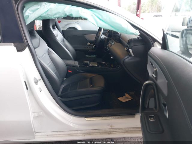 2020 MERCEDES-BENZ CLA 250 WDD5J4HB8LN039738 Photo 4