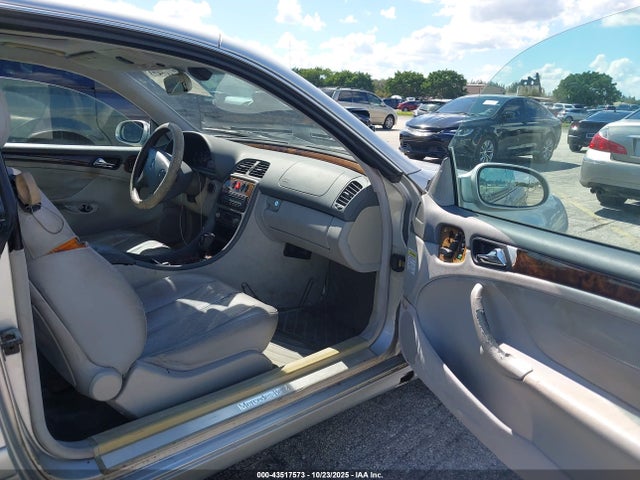 Продажа на аукционе авто 2002 Mercedes-benz Clk 320, vin: WDBLJ65G22F200931, номер лота: 43517573