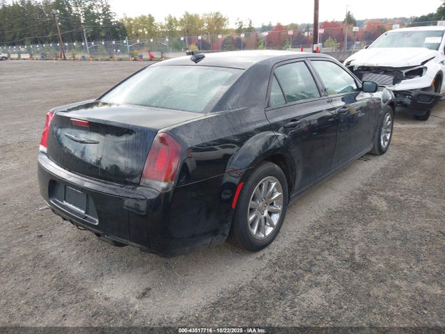 2C3CCABG4JH212518 Chrysler 300 S